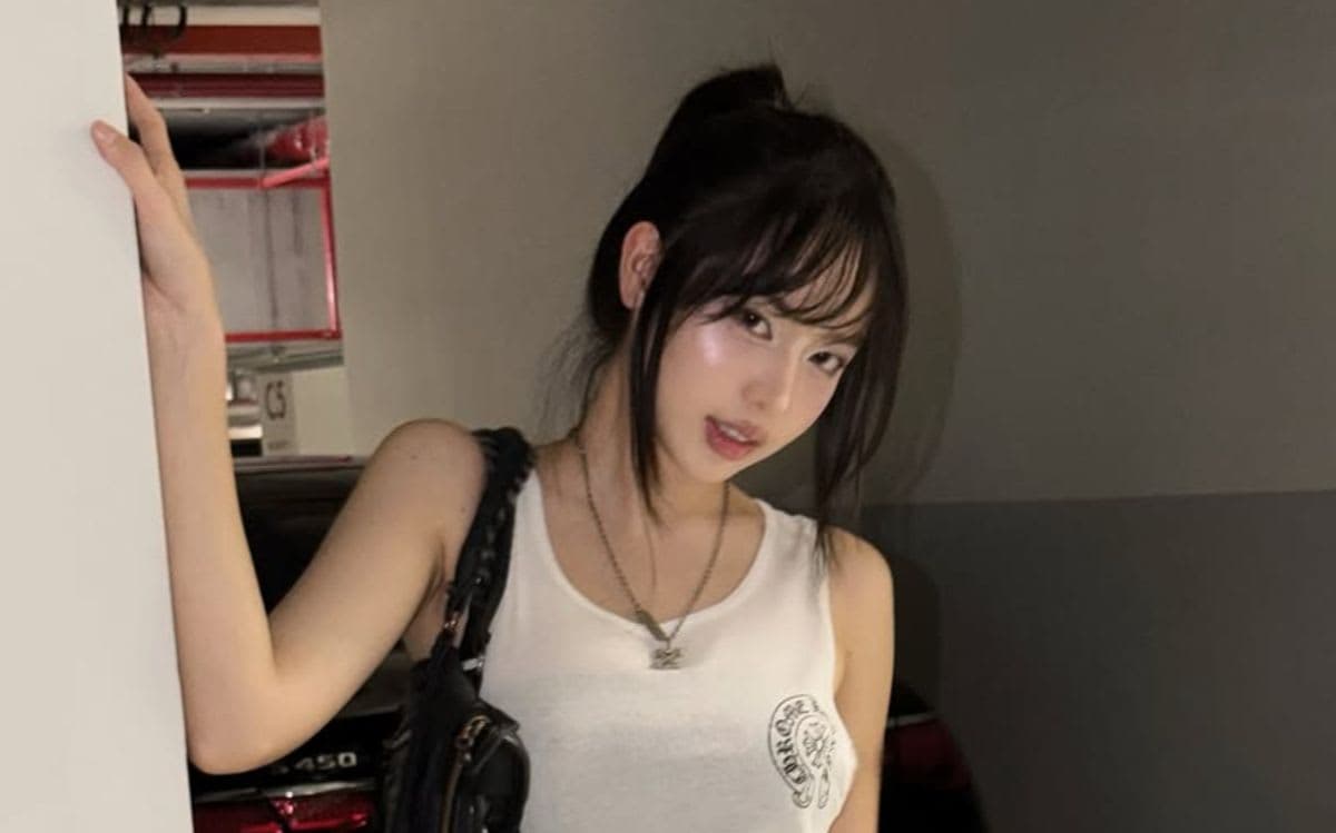 Hoa hậu Thanh Thủy diện váy ôm sát khoe triệt để vóc dáng