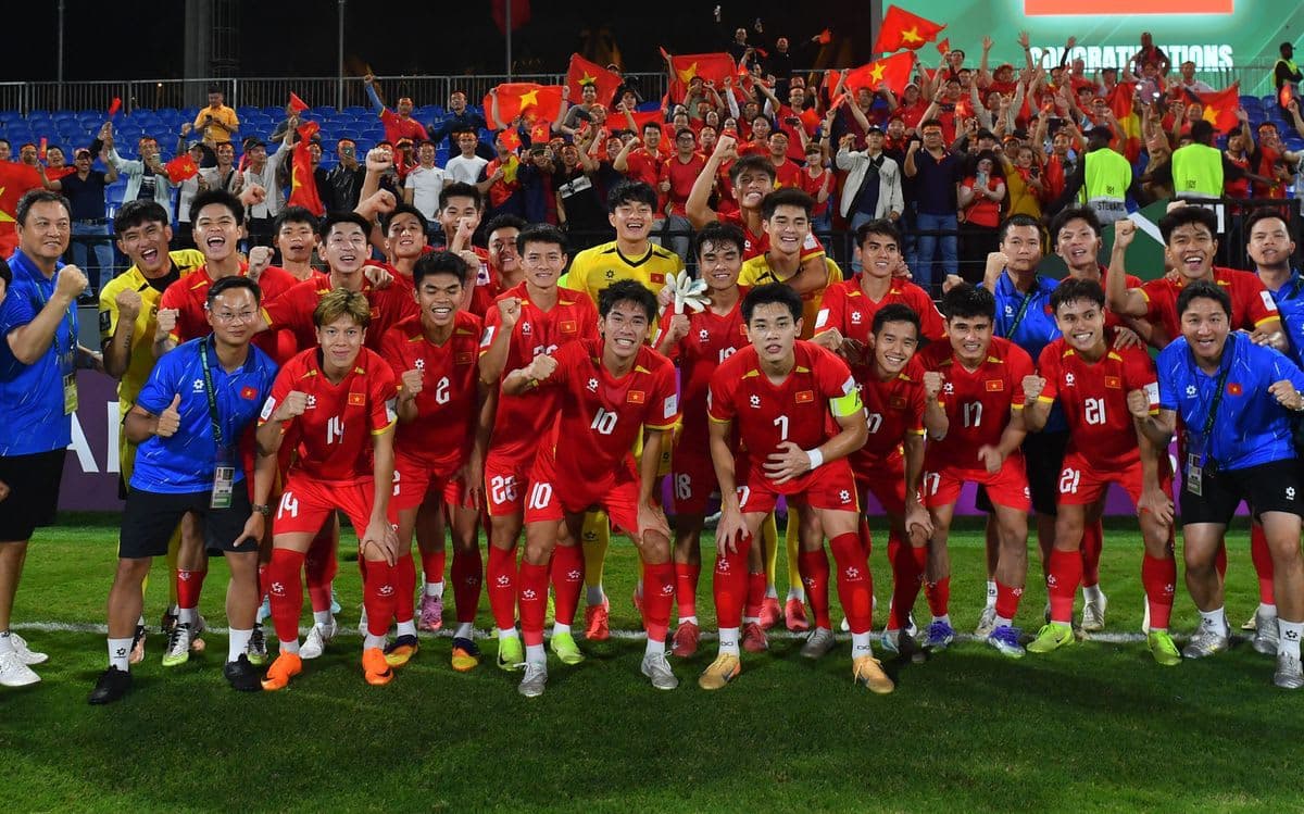 CĐV Thái Lan lo lắng khi U23 Việt Nam thắng Kyrgyzstan
