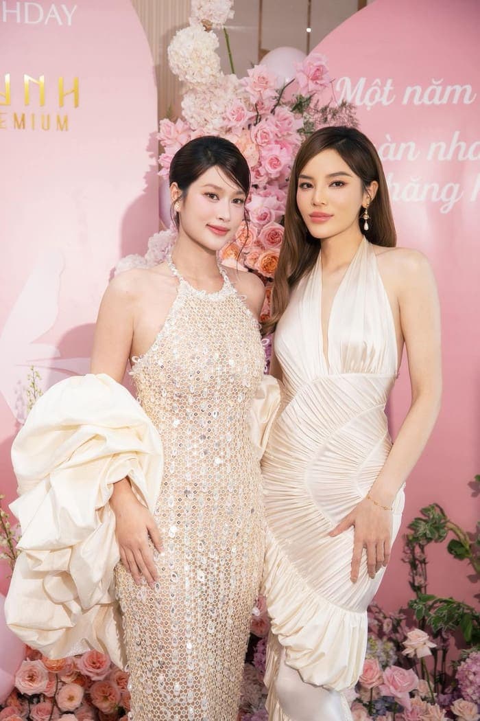 Thiên Ân lựa chọn giữ im lặng về lùm xùm liên quan đến màn bênh vực từ phía Kỳ Duyên. Ảnh: FBNV