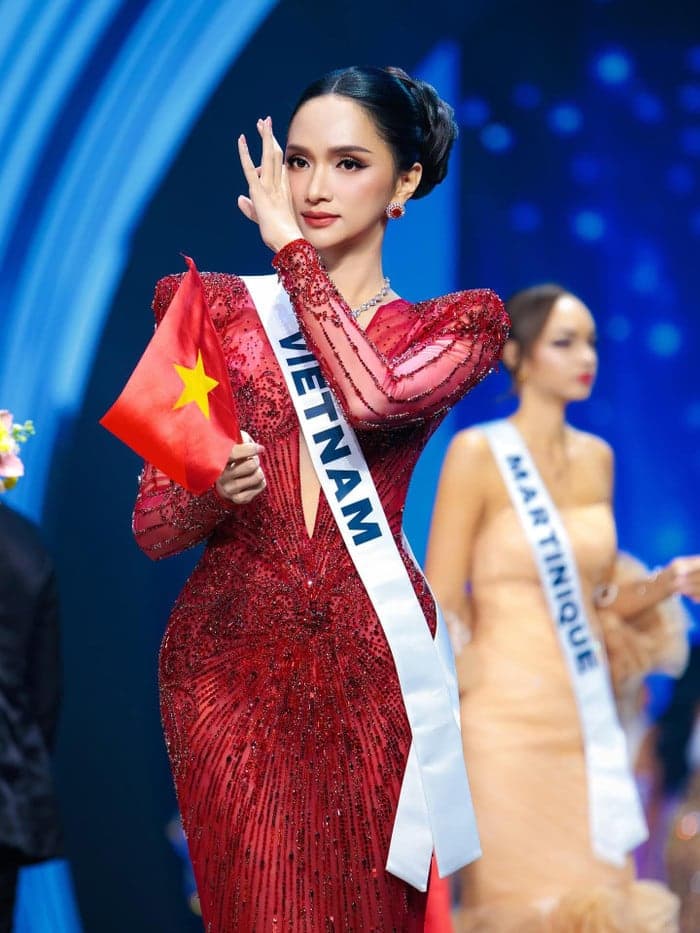 Hương Giang tại chung kết Miss Universe diễn ra vào tháng 11 năm ngoái. Ảnh: FBNV