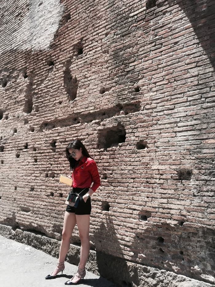 Kỳ Duyên từng gây ấn tượng với công chúng nhờ phong cách thời trang cá tính. Ảnh: IGNV