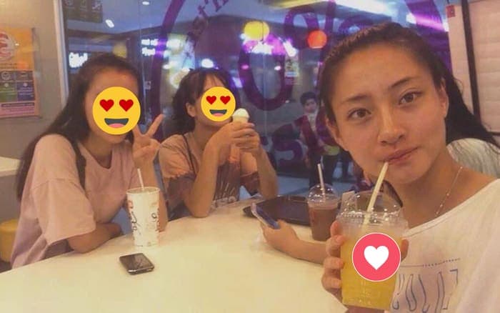 Lương Thùy Linh khoe ảnh đi chơi cùng bạn bè. Ảnh: FBNV