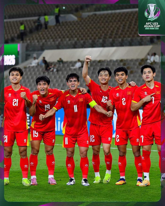 H'Hen Niê yêu mến gọi U23Việt Nam là 'chiến binh sao vàng'. Ảnh: Fanpage AFC Asian Cup