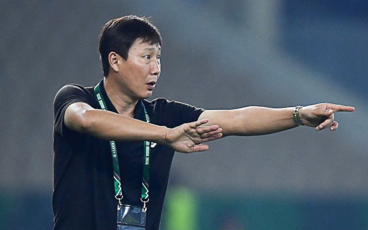 HLV Kim Sang Sik đã sai về U23 Trung Quốc