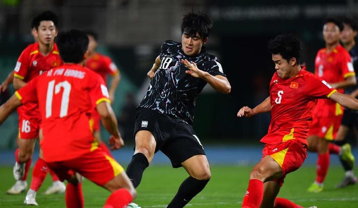 Rất đông CĐV Thái Lan phản ứng bằng việc thừa nhận bước tiến của U23 Việt Nam sau chiến tích châu Á. Ảnh: AFC