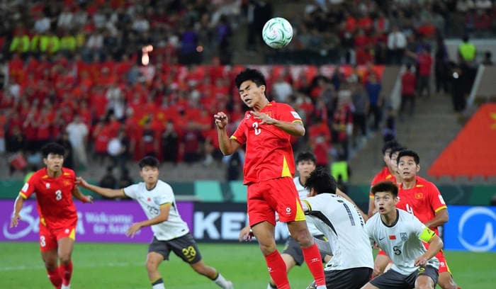Hàng công của U23 Việt Nam gần như vô hại trước U23 Trung Quốc ở hiệp 1. Ảnh: AFC