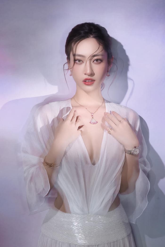 Mọi động thái từ phía Lương Thùy Linh luôn thu hút sự chú ý từ phía khán giả. Ảnh: FBNV