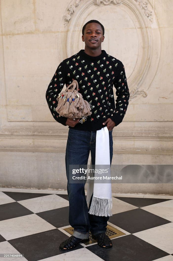 Các mẫu túi xách cũng không thoát khỏi làn sóng phê phán. Ảnh: Getty Images