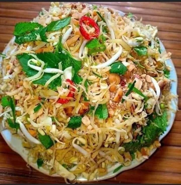 Từ món ăn dân dã, nhút Thanh Chương đã trở thành món ăn đặc sản.